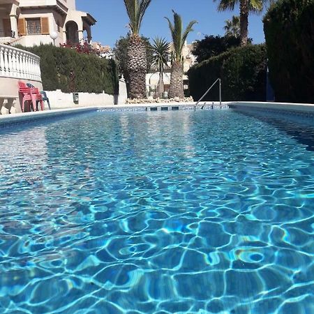 Residencia Alhambra Los Cisnes Torrevieja Eksteriør billede