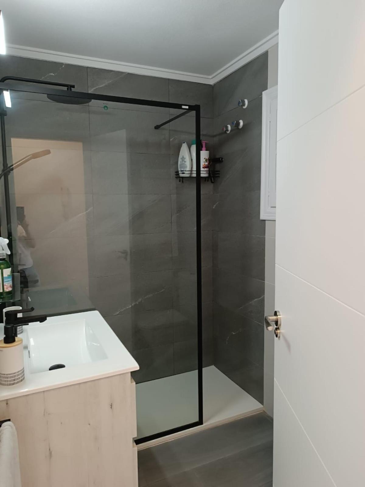 Residencia Alhambra Los Cisnes Torrevieja Eksteriør billede