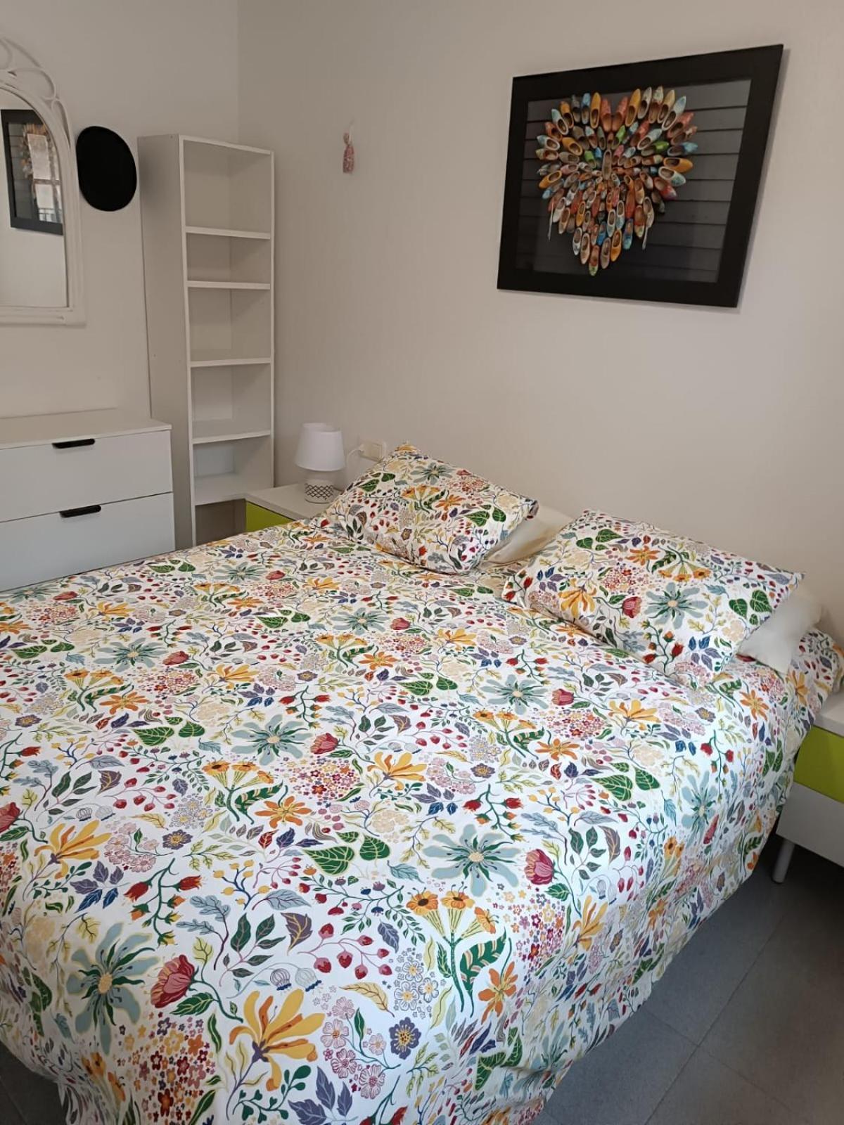 Residencia Alhambra Los Cisnes Torrevieja Værelse billede