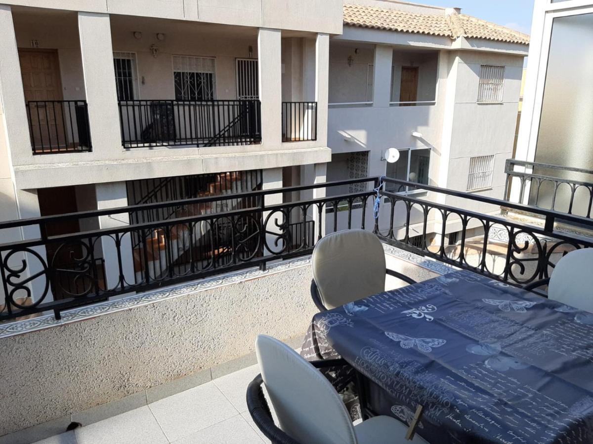 Residencia Alhambra Los Cisnes Torrevieja Eksteriør billede